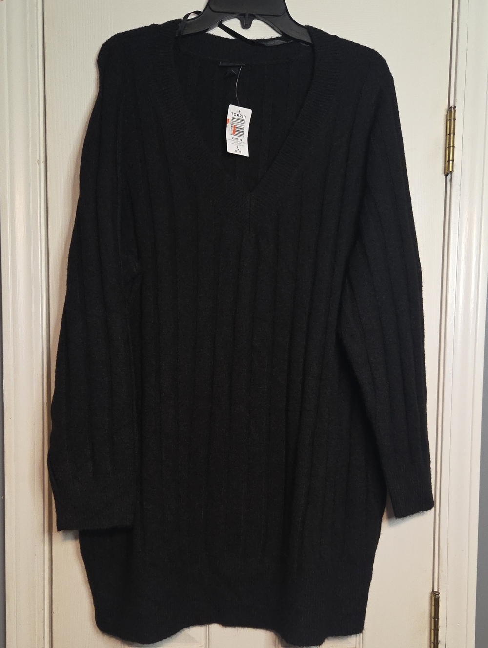 torrid Black Ribbed V-Neck Tunic Sweater